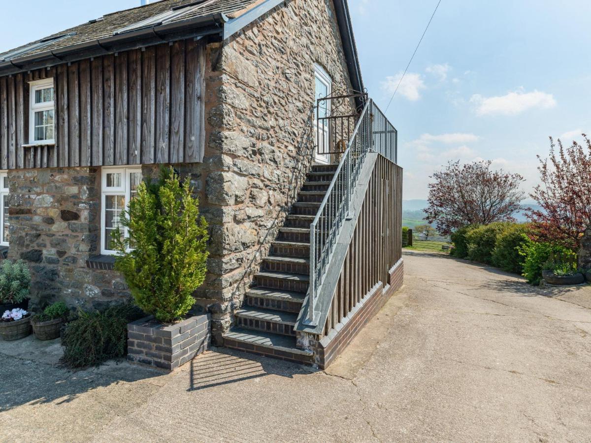 Halfen Granary Villa Pont-Robert Exterior photo